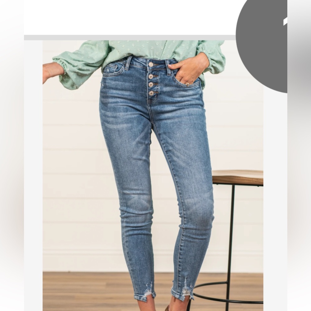 Back to school 👖 NWT- VERVET jeans 👖